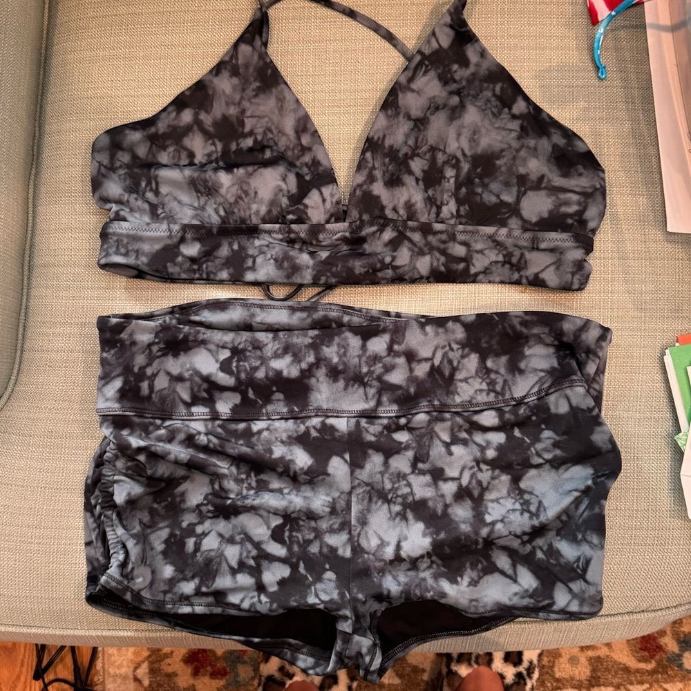 Athleta two piece swimsuit black gray tie dye, l/xl